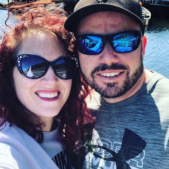 Meet your Posher, Jennifer - Picture 1 of 1